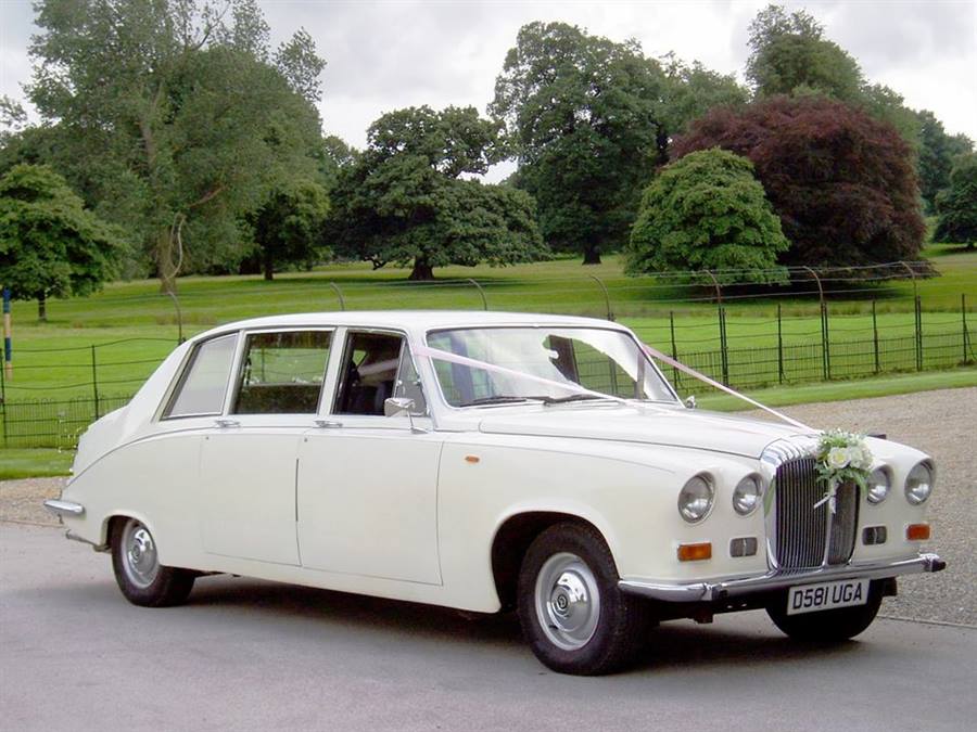 Daimler DS420 wedding car