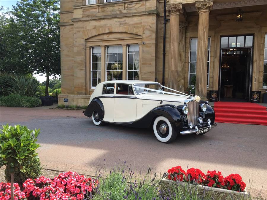 Bentley 1950 Mk6 Hooper wedding car