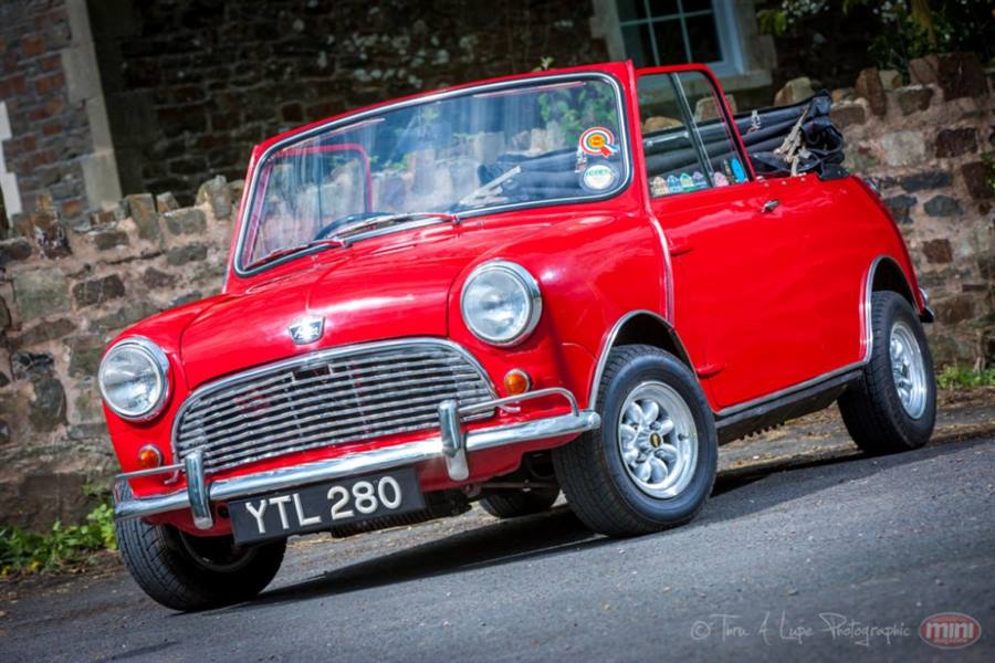 Austin Mini wedding car
