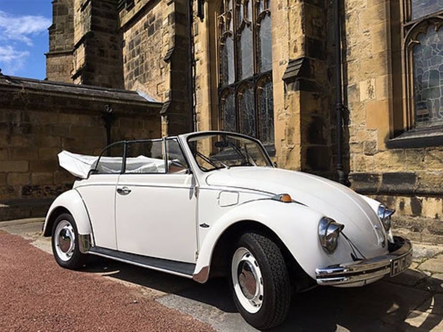 VW Cabriolet Beetle (Frankie) wedding car