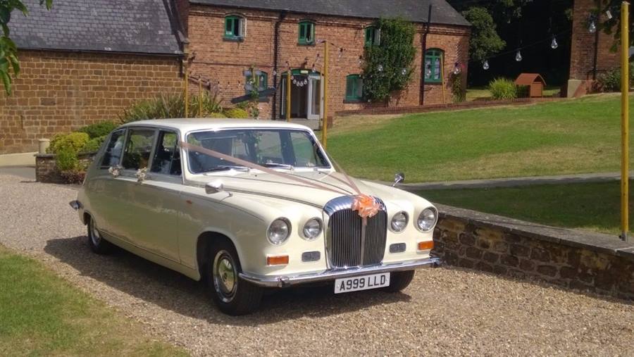 Daimler DS420 wedding car