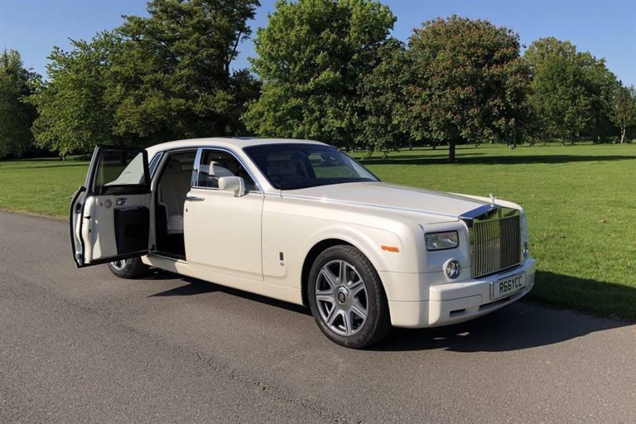 Rolls Royce Phantom wedding car