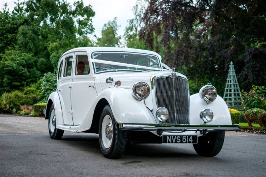 Morris 1936 Eighteen wedding car