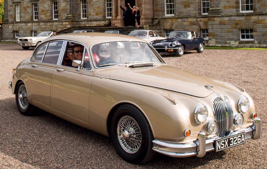 Jaguar Mk. 2 3.8L wedding car
