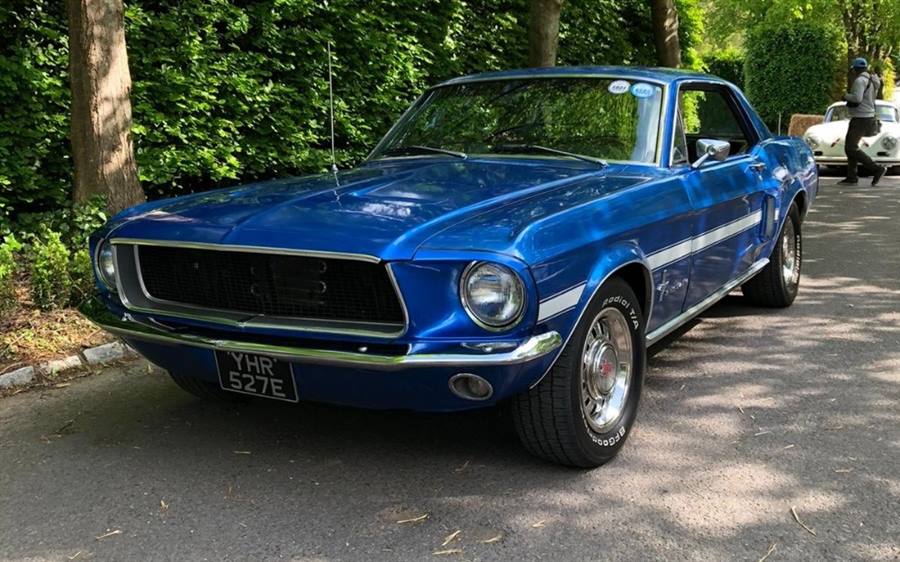 Ford Mustang 1968 California wedding car