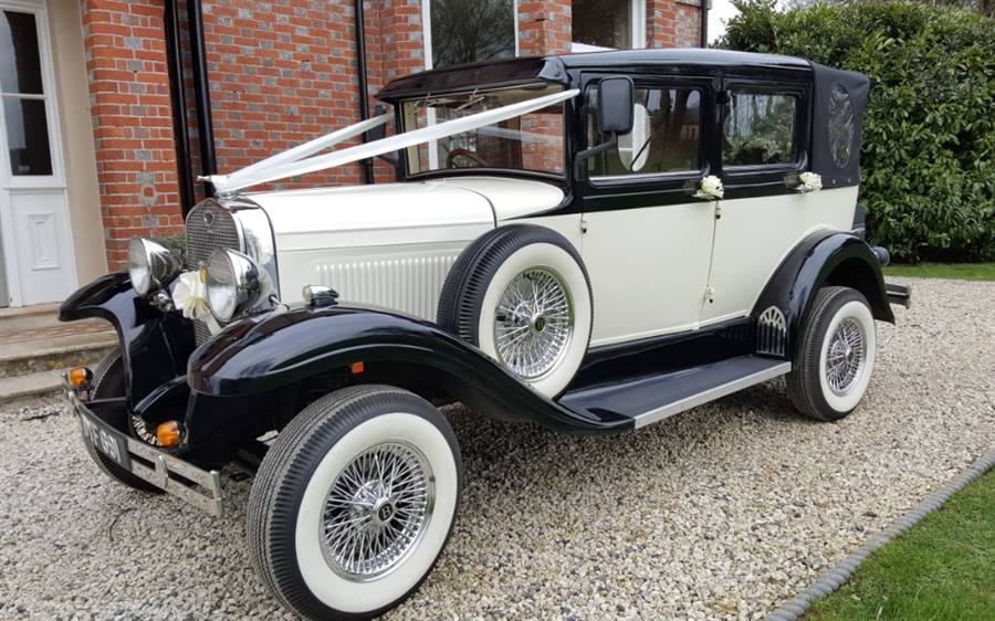 Heritage Badsworth wedding car