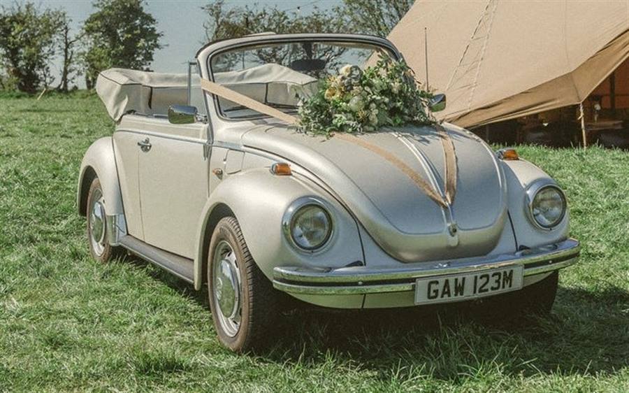 VW Beetle wedding car
