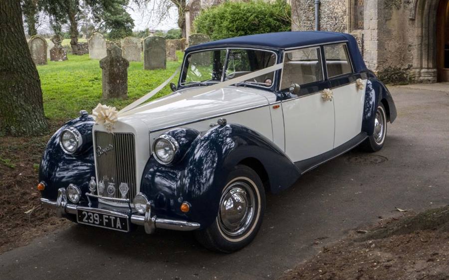 ANNIE - Royale Windsor wedding car