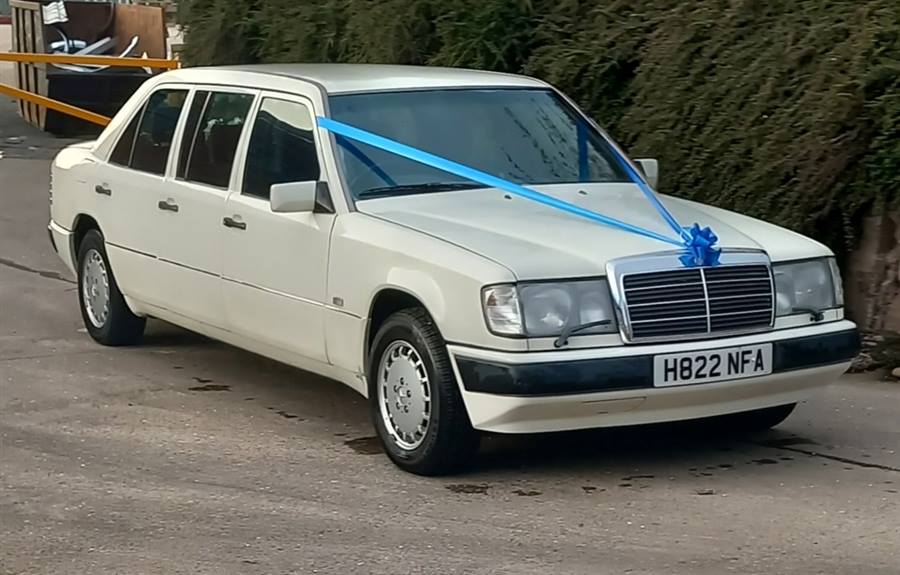Mercedes Limousine wedding car