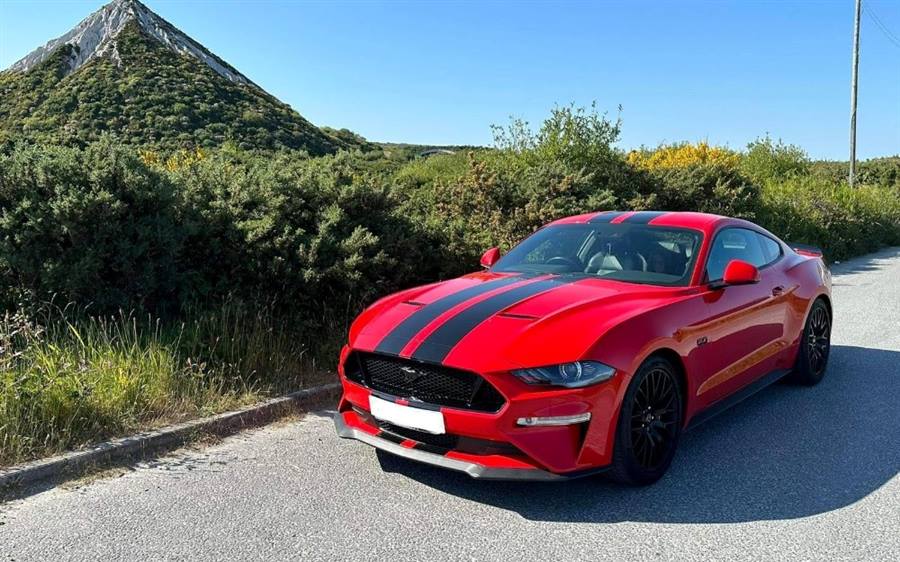 Ford Mustang GT 5.0 V8 wedding car