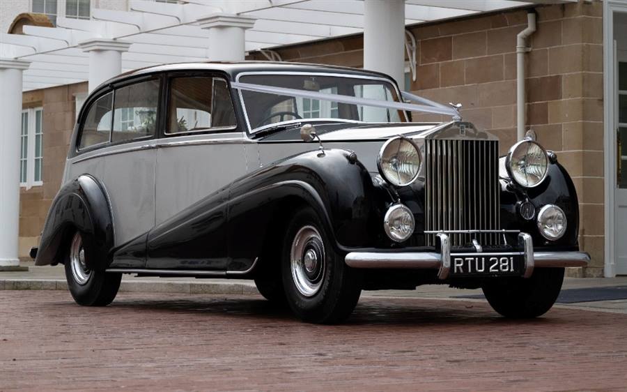 Rolls Royce Silver Wraith wedding car