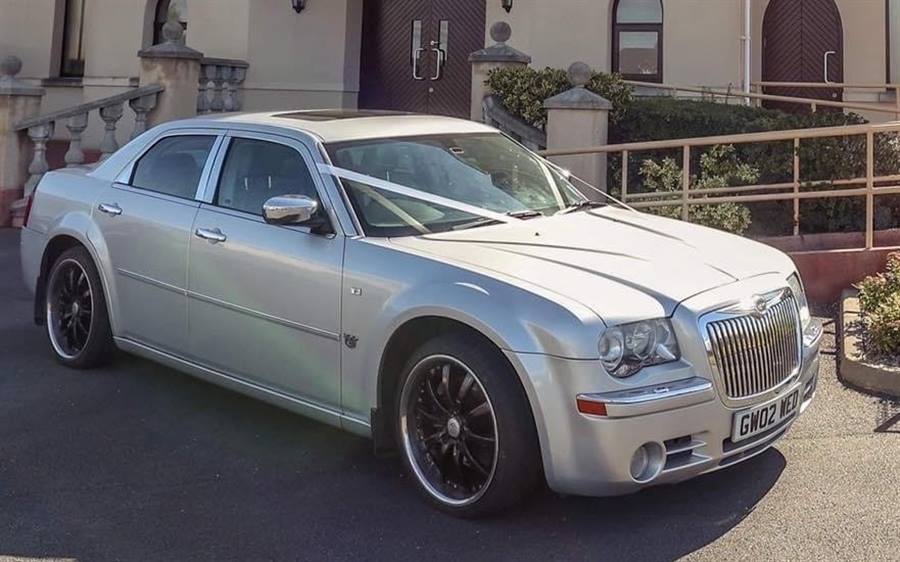 Chrysler 300c Saloon wedding car