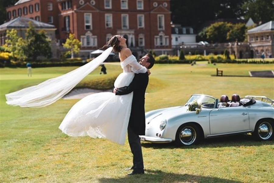 Porsche 356a Speedster wedding car