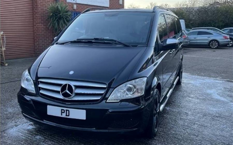 Mercedes Viano wedding car