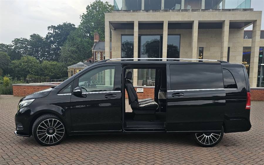 Mercedes V220d wedding car