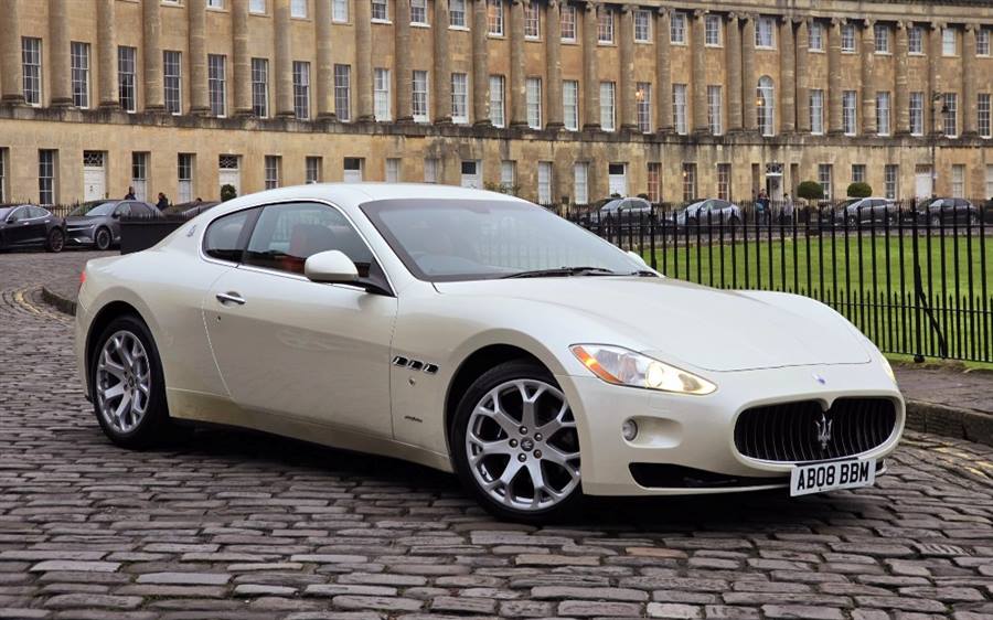 Maserati Grandtourismo V8 wedding car