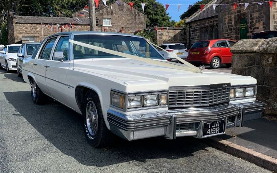 Cadillac 1977 Sedan de Ville wedding car