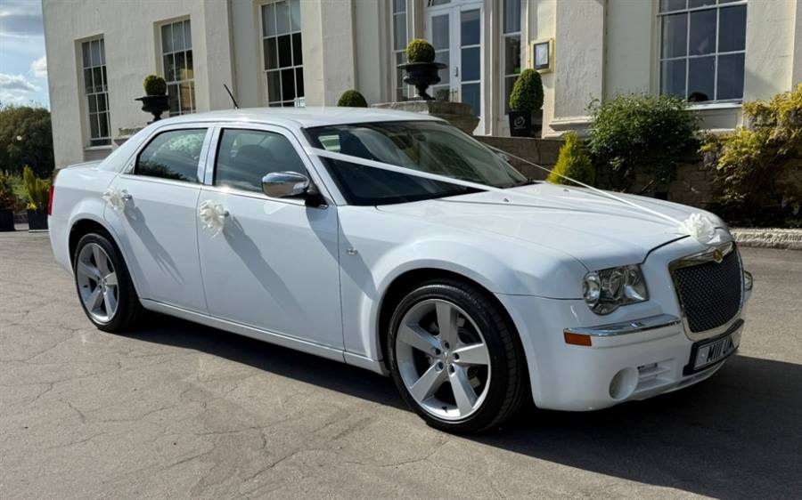 Chrysler 300c wedding car