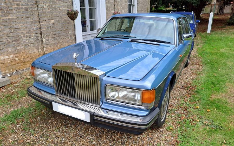 Rolls Royce Silver Spirit wedding car