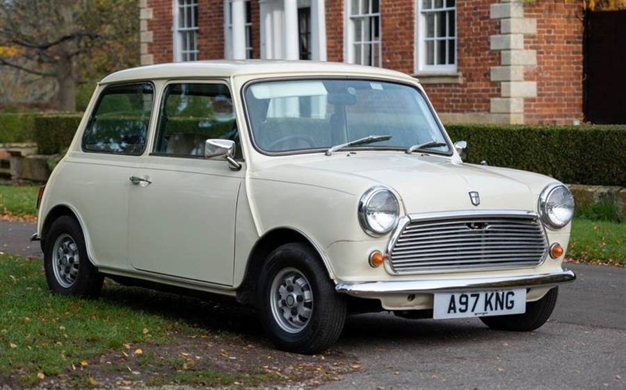 Austin Mini Mayfair wedding car