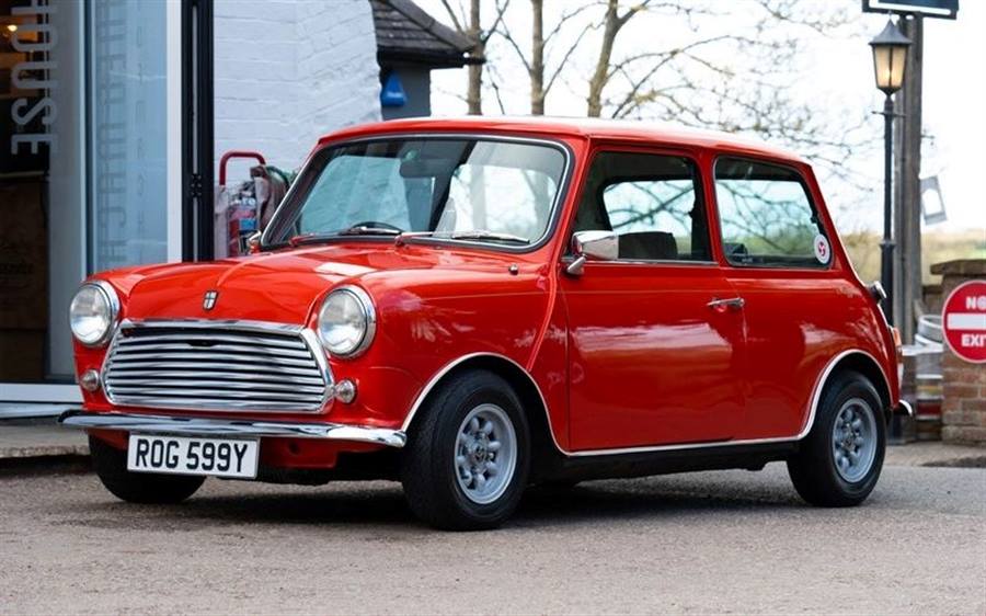 Austin Mini Mayfair wedding car