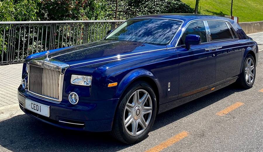 Rolls Royce Phantom Vll EWB wedding car