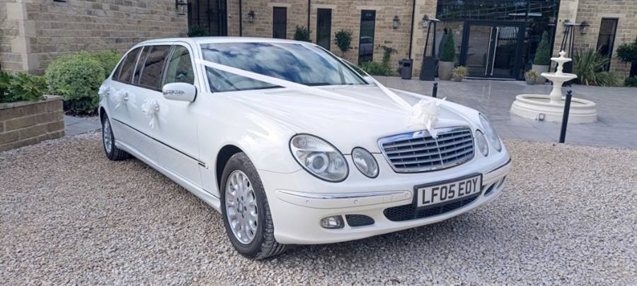 Mercedes Elegance E350 Binz Limousine wedding car