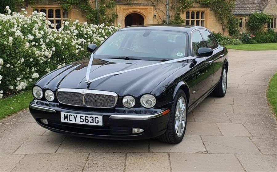 Jaguar XJ Sovereign wedding car