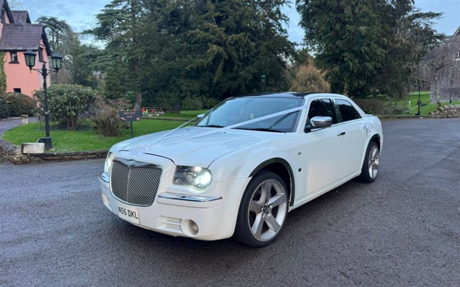 Chrysler 300c wedding car