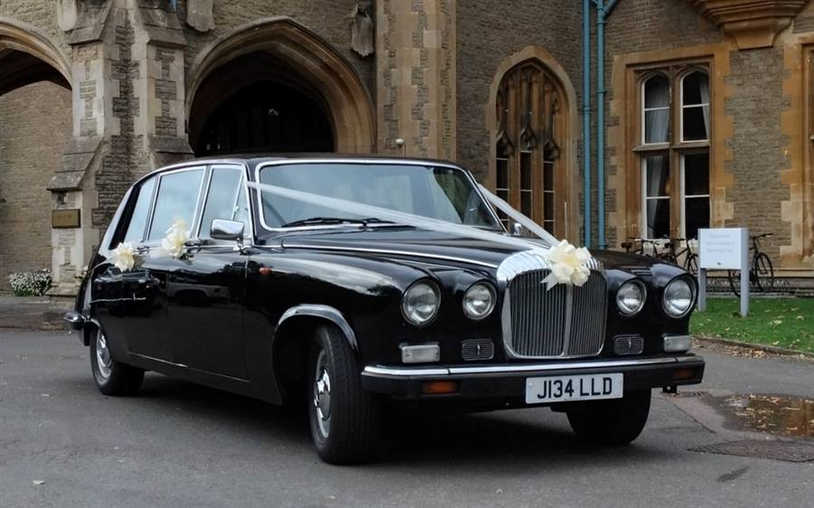 Daimler DS420 wedding car