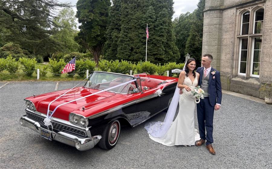Ford Fairlane 500 Galaxie Skyliner wedding car