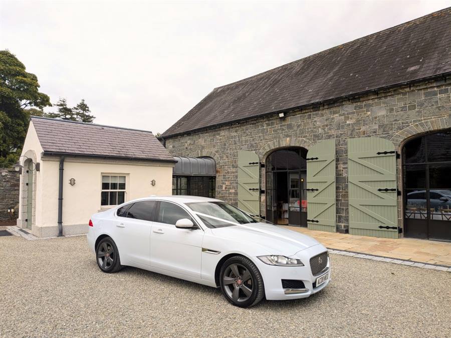 Jaguar XF wedding car