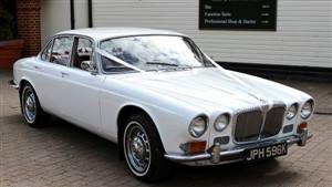 Daimler Sovereign XJ6 Wedding car. Click for more information.