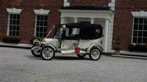 Edwardian Rolls Royce Wedding car. Click for more information.