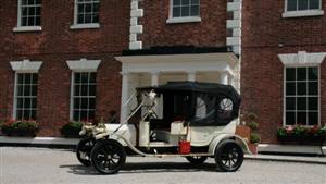 Edwardian Rolls Royce Wedding car. Click for more information.