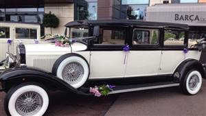 Bramwith limousine Wedding car. Click for more information.