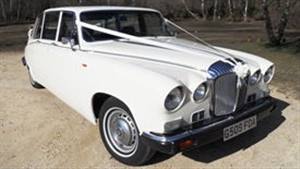 Daimler DS420 Wedding car. Click for more information.