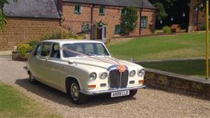 Daimler DS420 Wedding car. Click for more information.