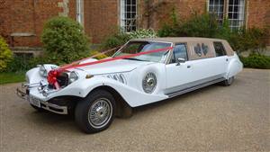 Lincoln Excalibur Wedding car. Click for more information.