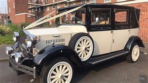 Imperial Viscount Wedding car. Click for more information.