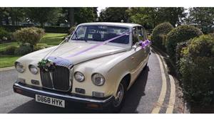 Daimler,DS420 Limousine,Old English White