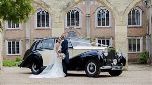 Rolls Royce 1951 Silver Wraith Wedding car. Click for more information.