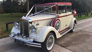 Regent Landaulette Wedding car. Click for more information.