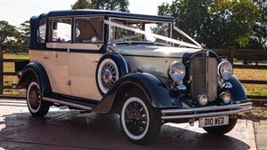 Regent Landaulette Wedding car. Click for more information.