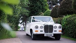 Daimler DS420 Limousine Wedding car. Click for more information.