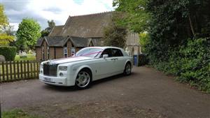 Rolls Royce Phantom Wedding car. Click for more information.