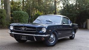 Ford 1965 Mustang Wedding car. Click for more information.