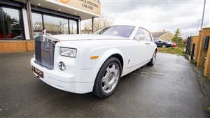 Rolls Royce Phantom Wedding car. Click for more information.