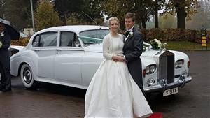 Rolls Royce Silver Cloud 3 Wedding car. Click for more information.