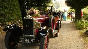 Get a wedding car quote.
